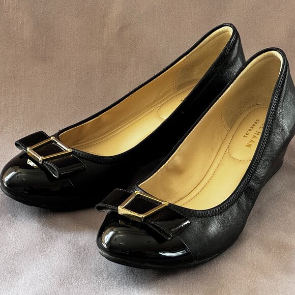 Cole Haan Emory Bow Wedge, Black, Size 7.5 - Picture 1 of 6